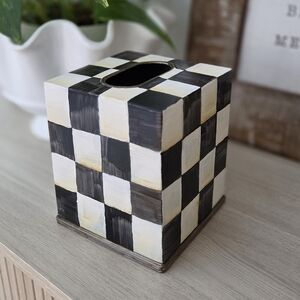 Checkered Tissue Box Cover